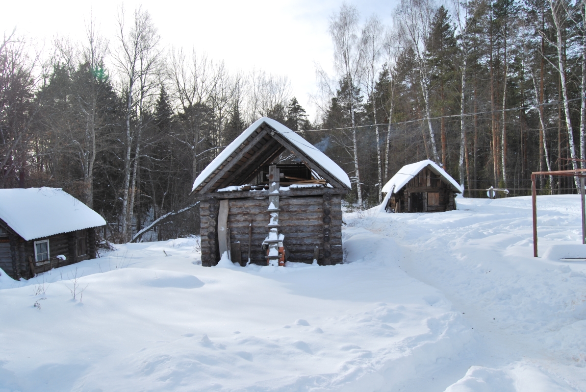 а вот такое теплое и уютное жилище покажется раем после долгого перехода по тайге а вот такое теплое и уютное жилище покажется раем после долгого перехода по тайге